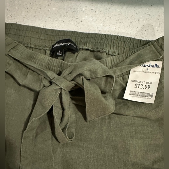 Linen pants - Picture 2 of 3